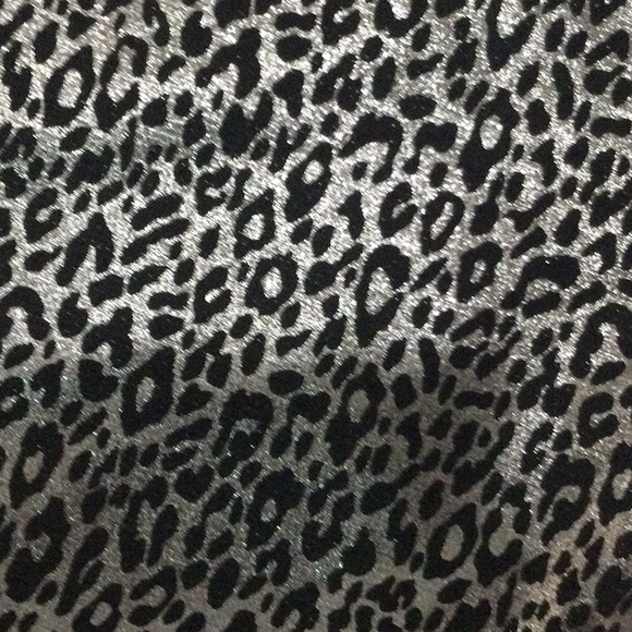 Silver and Black Leopard Print Tunic (M) - Picture 8 of 11